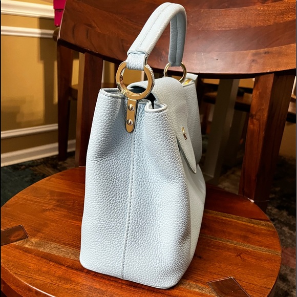 Louis Vuitton Baby Blue Capucines Baby Blue Bag - Picture 6 of 17